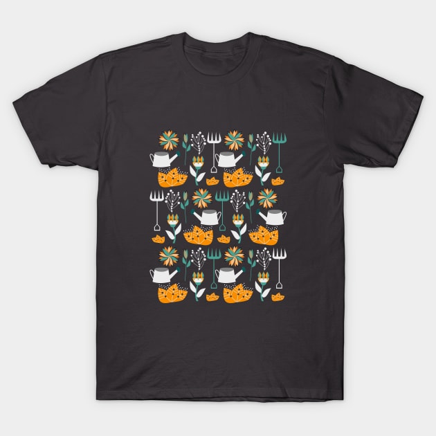 Gardening T-Shirt by CocoDes